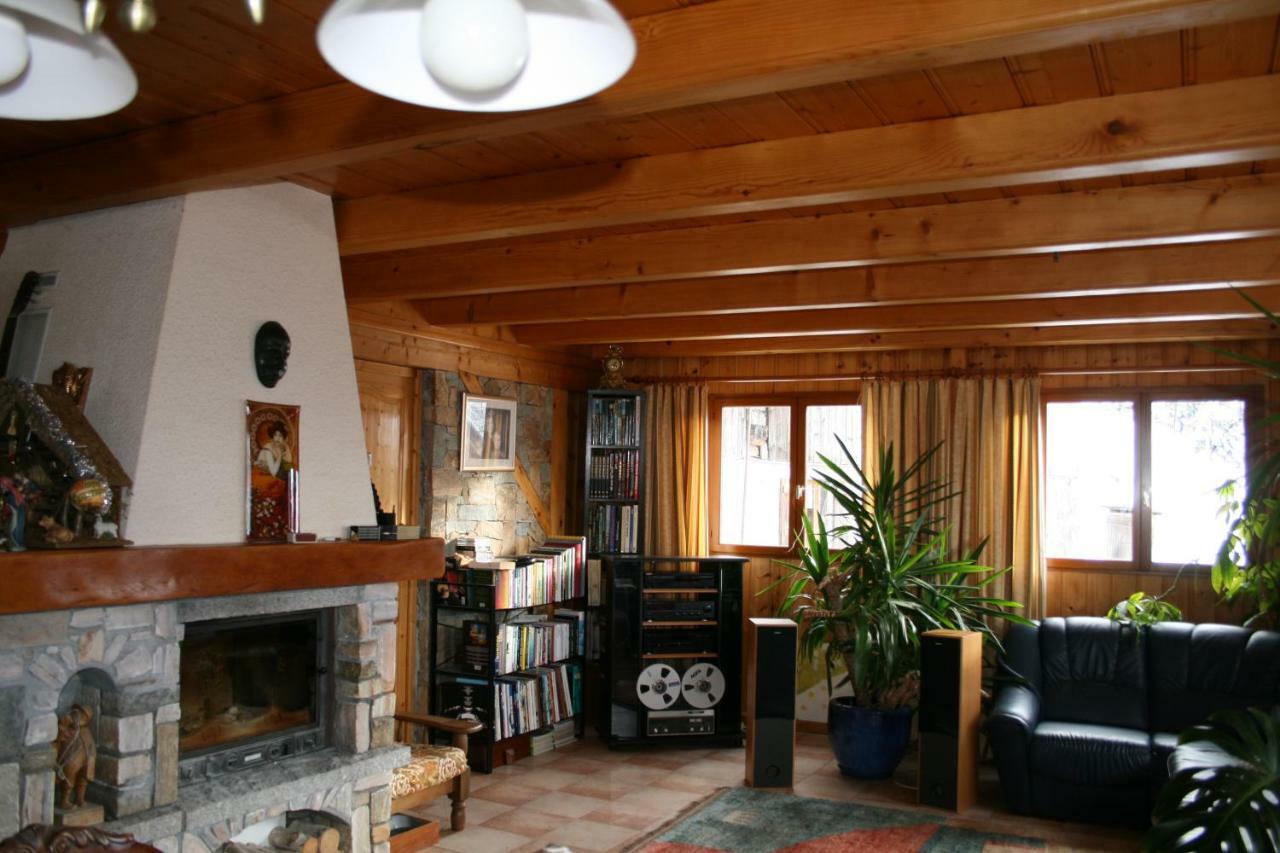 Chalet Vaclav Sixt-Fer-a-Cheval Bagian luar foto